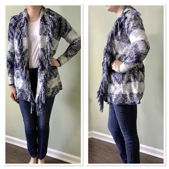 American Eagle Outfitters Sweaters - American Eagle fringe cardigan